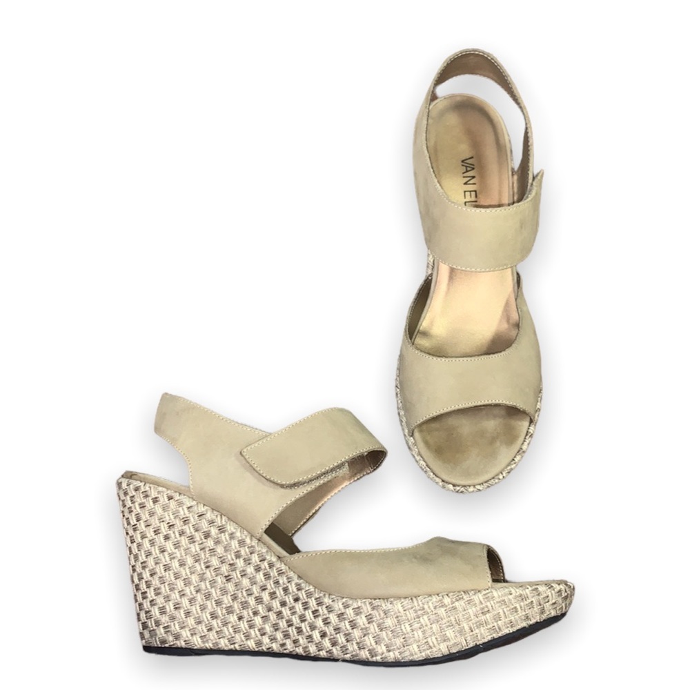 Vaneli Ephyra Taupe Nubuck Wedge Sandals – Size 9.5N